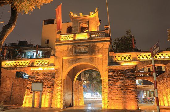 Oude stadspoort van Hanoi